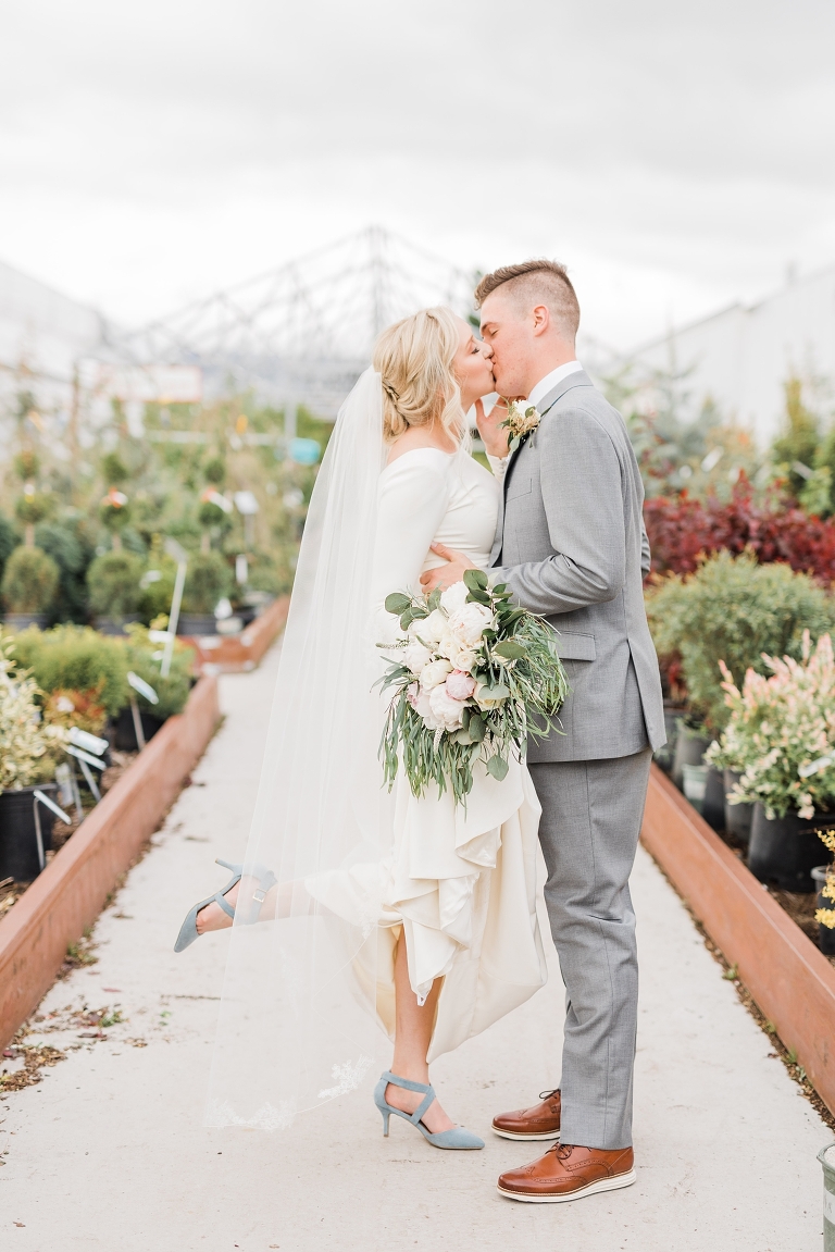 Beautiful Greenhouse Wedding At Highland Gardens American Fork