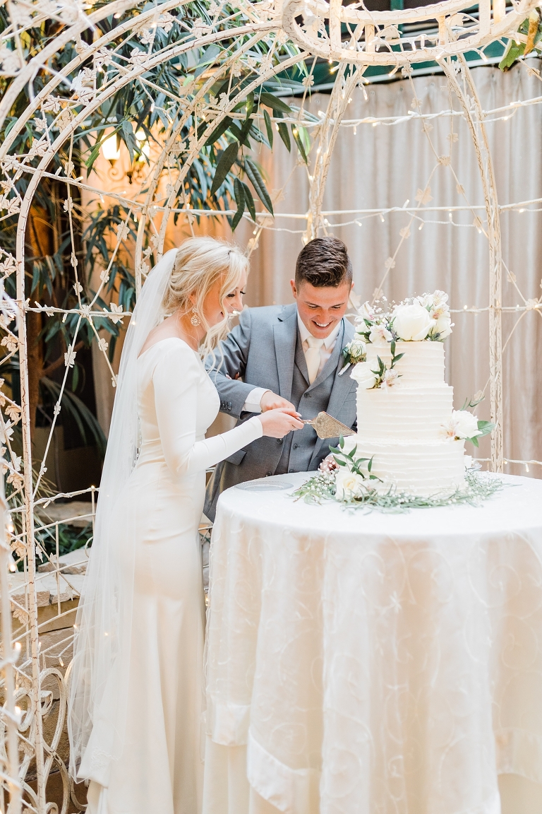 Beautiful Greenhouse Wedding At Highland Gardens American Fork