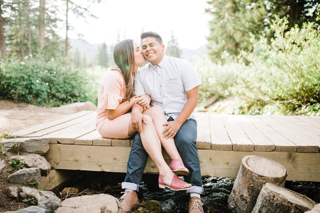 Fun and Inexpensive Date Night Ideas || Utah Engagement Photographer