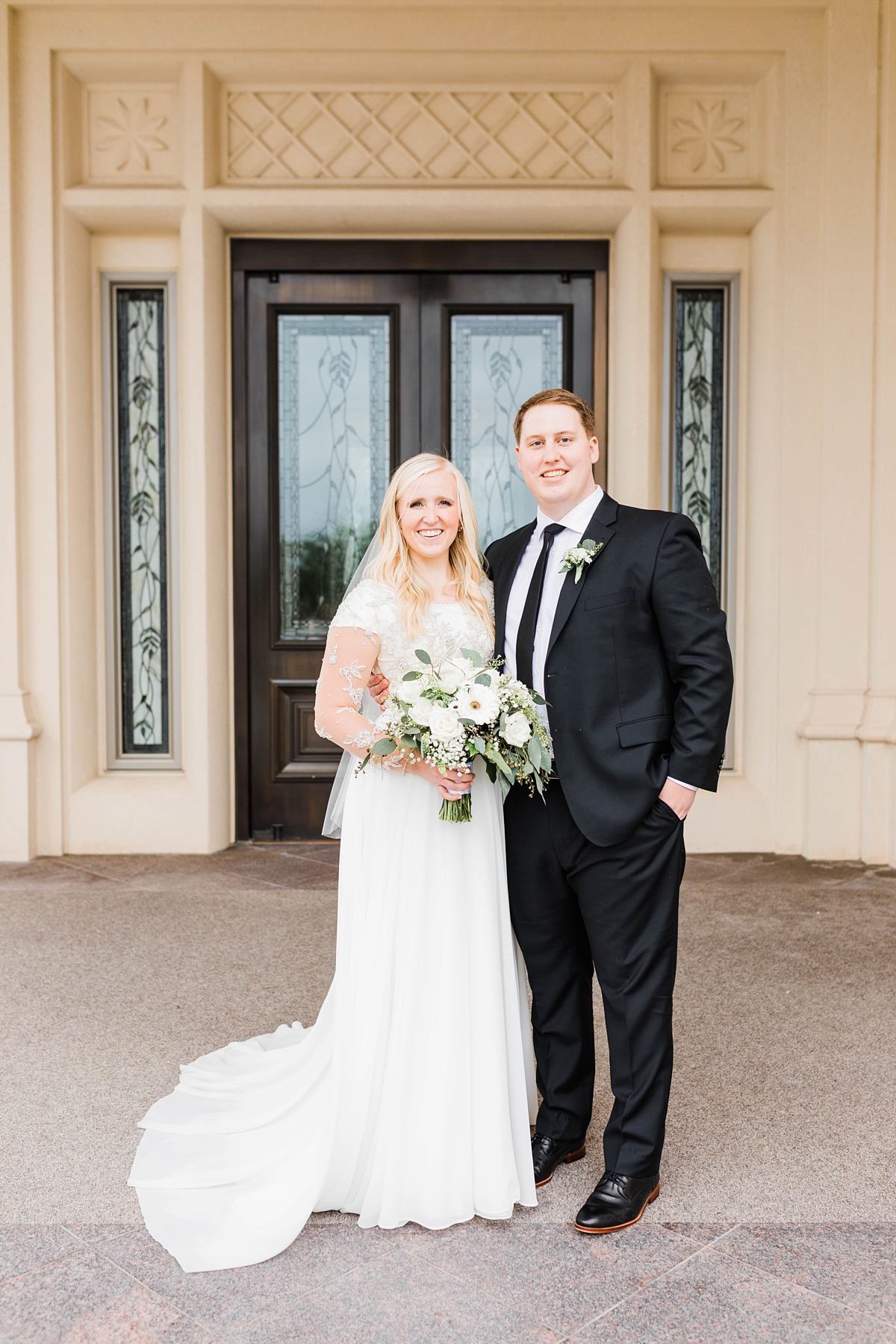 Classic Spring Wedding at the Payson LDS temple and Copper Creek Event Venue in Springville, Utah wedding photography