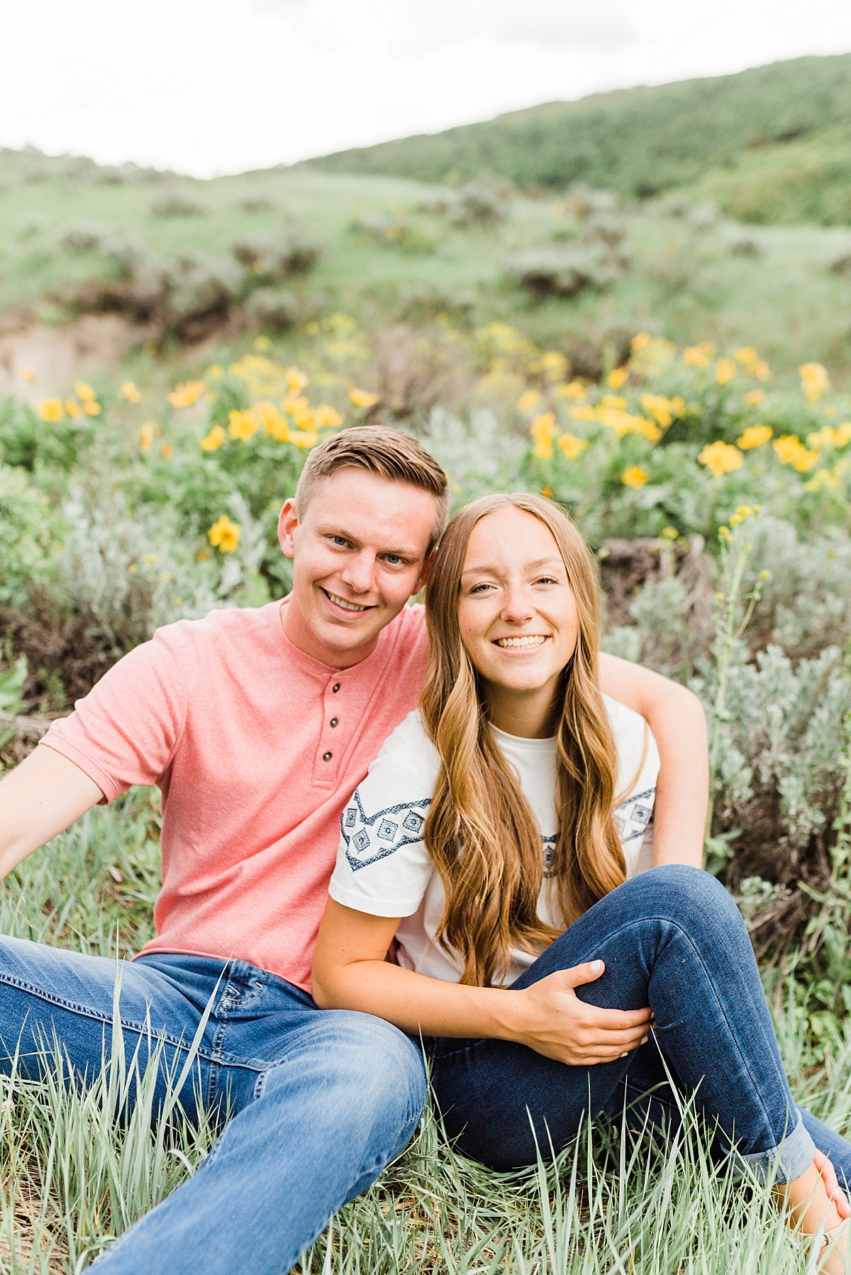 Utah engagement photographer, Epic Utah engagement location, Photography by Tasha Rose, Utah wedding photographer, what to wear for engagement pictures