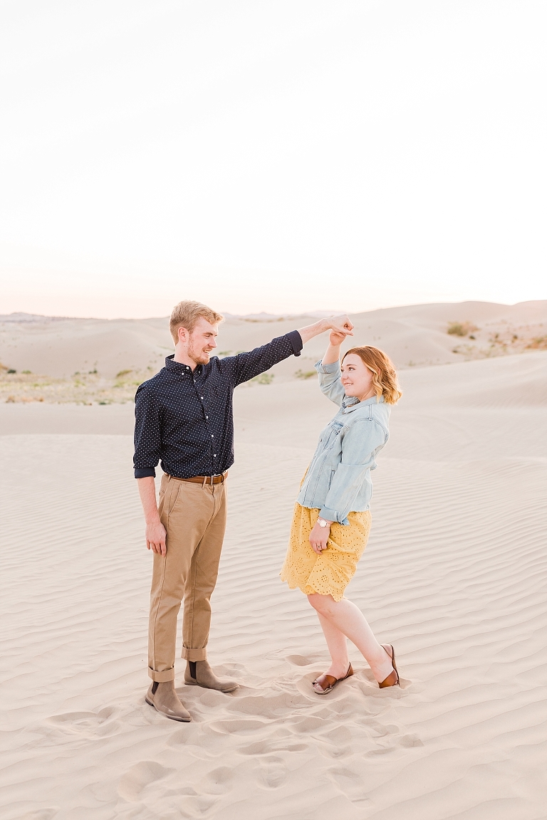 Couples photo at the sand dunes