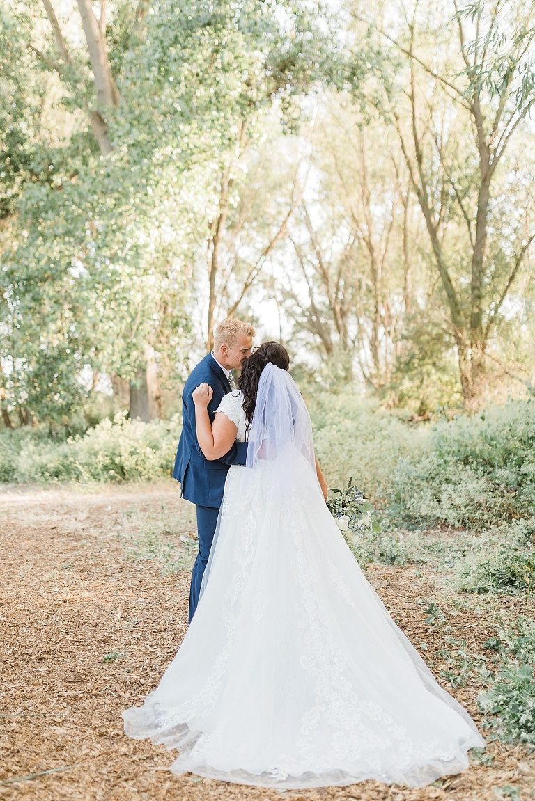 Bride & Groom at bridal session