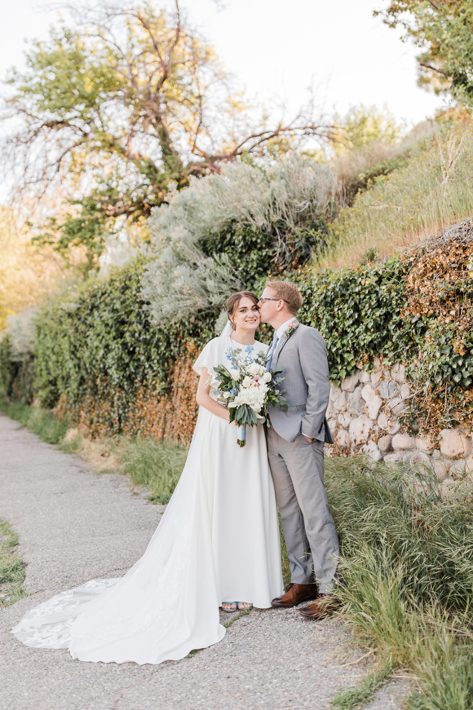 Spring Wedding At The Bountiful Temple With Backyard Reception | The ...